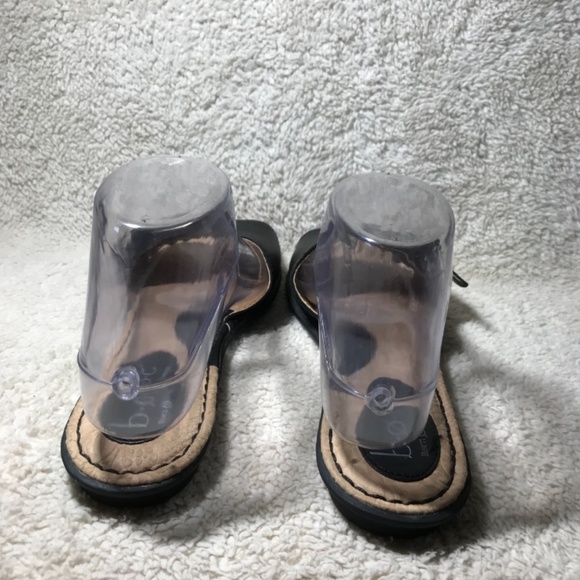 b.o.c. Black Leather Slide-on Sandals Size 7 - Picture 11 of 12
